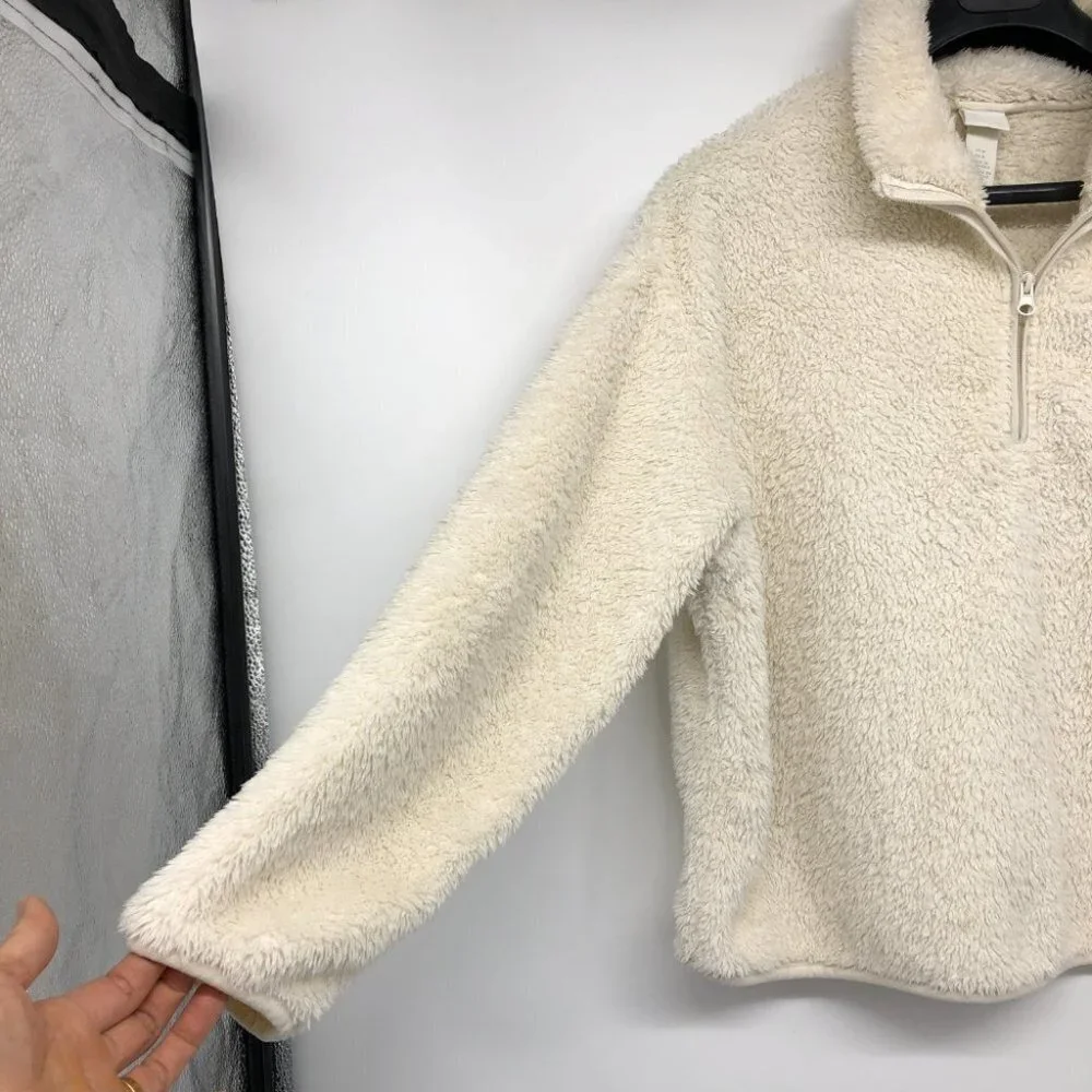 H&M Cream /  Off White Short 1/4 Zip Teddy Jacket size M - Picture 6 of 14